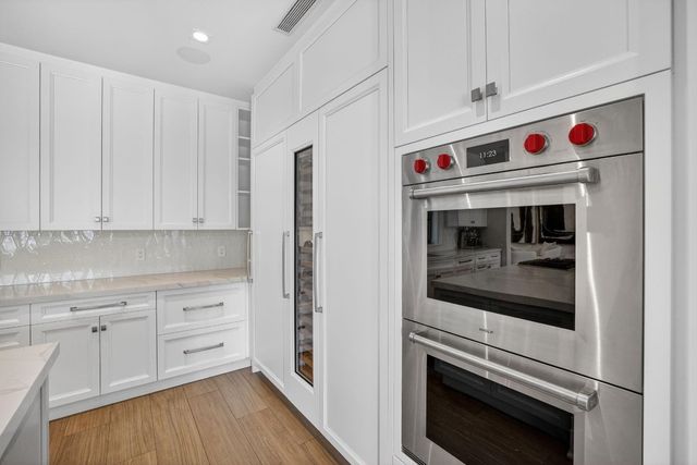 400 Mola Avenue, Fort Lauderdale, FL 33301