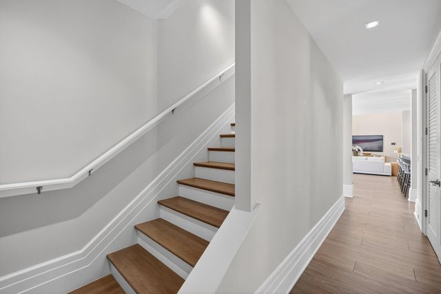 400 Mola Avenue, Fort Lauderdale, FL 33301