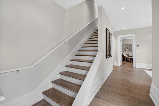 400 Mola Avenue, Fort Lauderdale, FL 33301