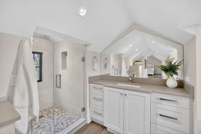 400 Mola Avenue, Fort Lauderdale, FL 33301