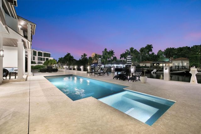 400 Mola Avenue, Fort Lauderdale, FL 33301