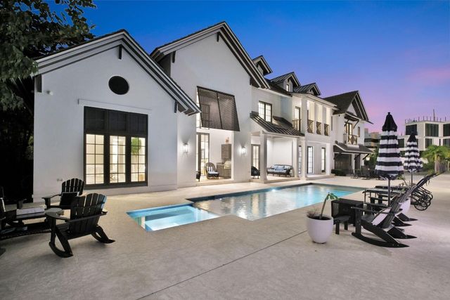 400 Mola Avenue, Fort Lauderdale, FL 33301