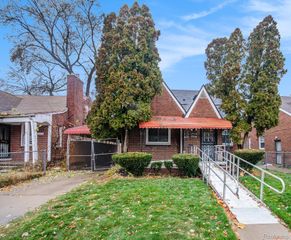 10441 Roxbury Street, Detroit, MI 48224