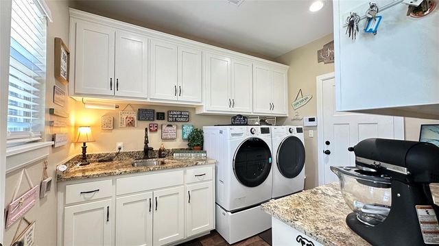 9565 N Bryan Road, Meeker, OK 74855