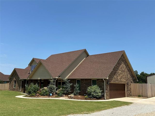 9565 N Bryan Road, Meeker, OK 74855