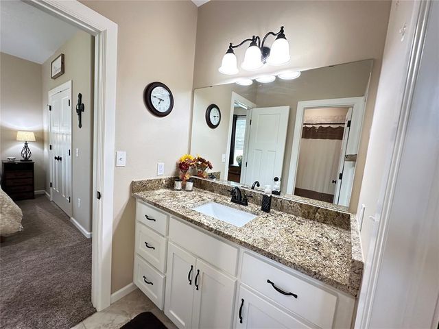 9565 N Bryan Road, Meeker, OK 74855