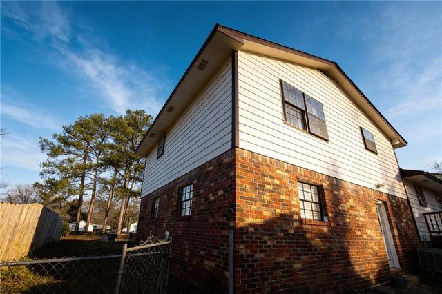 6566 Melandre Drive, Morrow, GA 30260