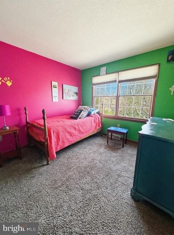 5 WATERWHEEL CIR, Dover, DE 19901