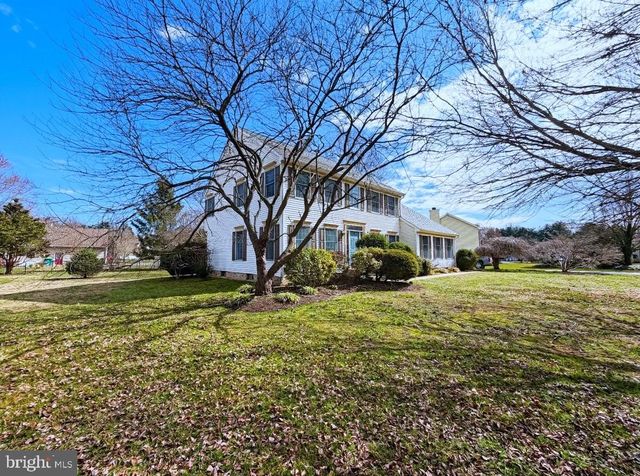 5 WATERWHEEL CIR, Dover, DE 19901