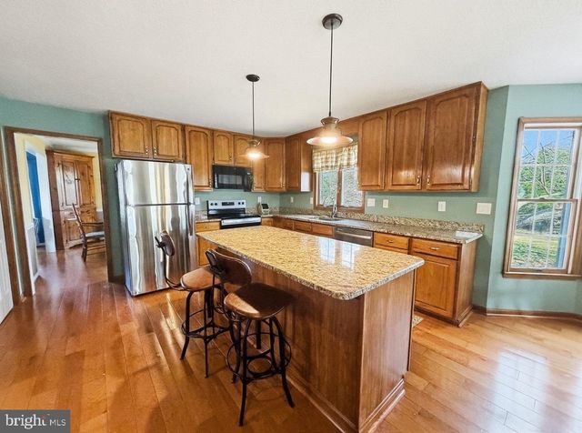 5 WATERWHEEL CIR, Dover, DE 19901