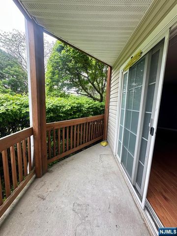 951 S Westgate Drive, Fort Lee, NJ 07024
