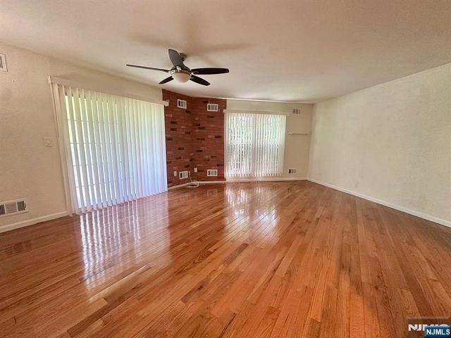 951 S Westgate Drive, Fort Lee, NJ 07024