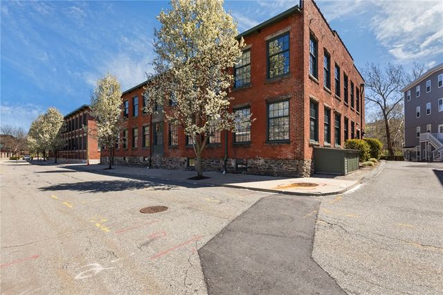 99 Allen Street 105, Woonsocket, RI 02895