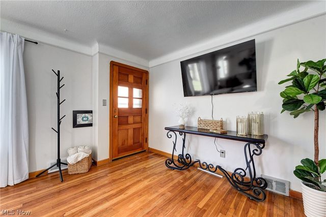 4145 W 220th Street, Fairview Park, OH 44126