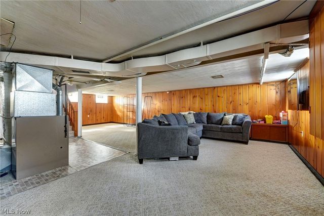 4145 W 220th Street, Fairview Park, OH 44126