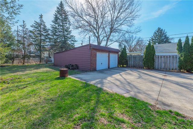4145 W 220th Street, Fairview Park, OH 44126