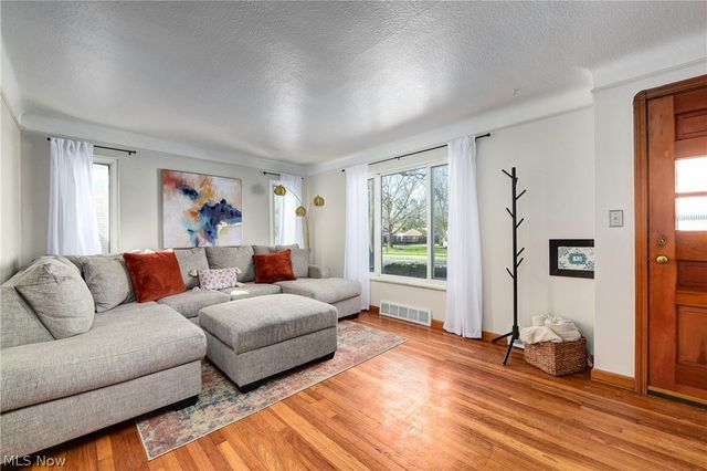 4145 W 220th Street, Fairview Park, OH 44126