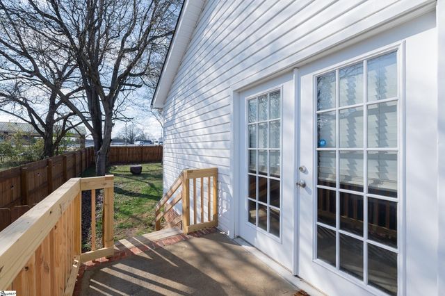 112 Baker Street Extension, Greenville, SC 29611