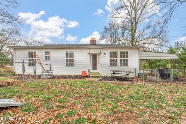 201 W Fairview Rd, Oak Ridge, TN 37830