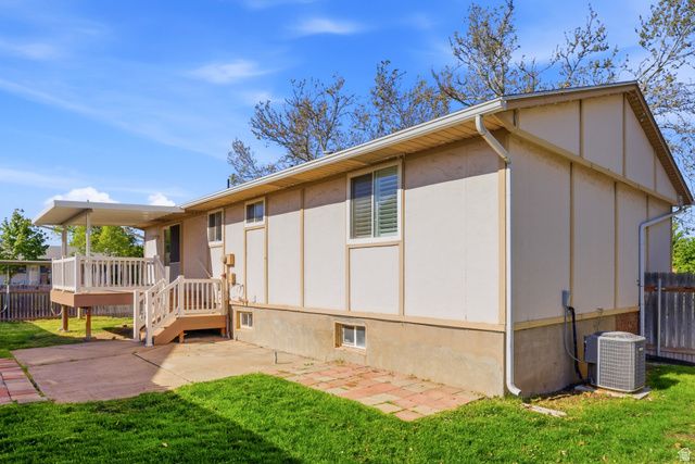 159 E WILSON RD, North Salt Lake, UT 84054