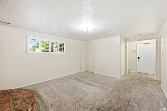 159 E WILSON RD, North Salt Lake, UT 84054