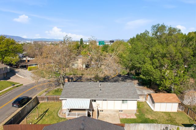 159 E WILSON RD, North Salt Lake, UT 84054