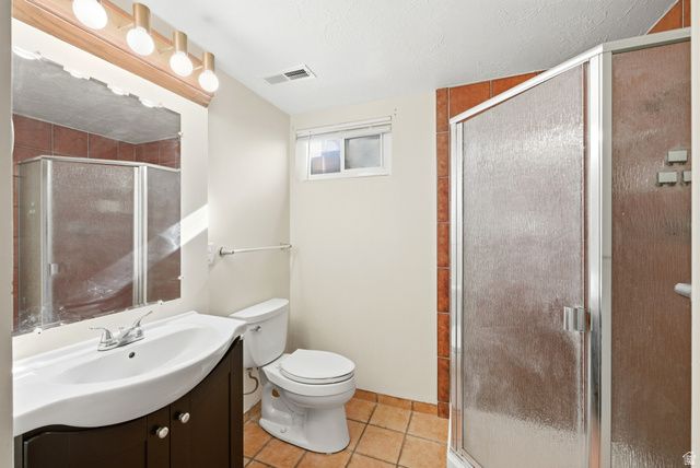 159 E WILSON RD, North Salt Lake, UT 84054