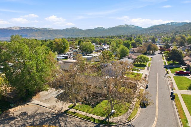 159 E WILSON RD, North Salt Lake, UT 84054