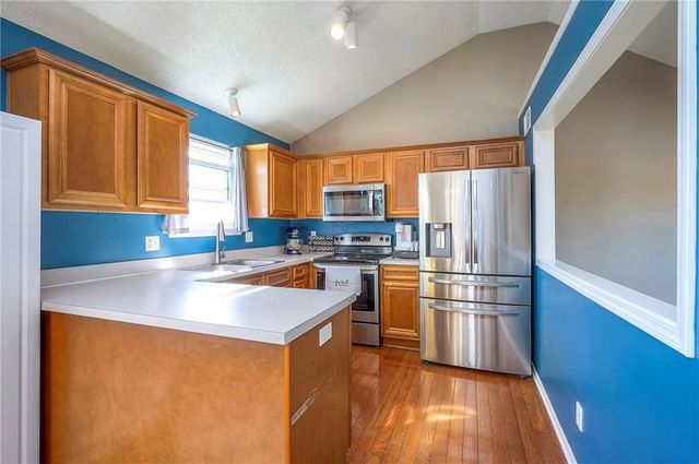 32139 W 172nd Street, Gardner, KS 66030