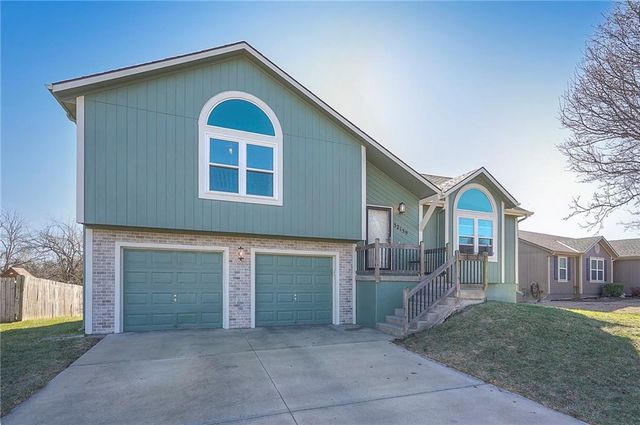 32139 W 172nd Street, Gardner, KS 66030