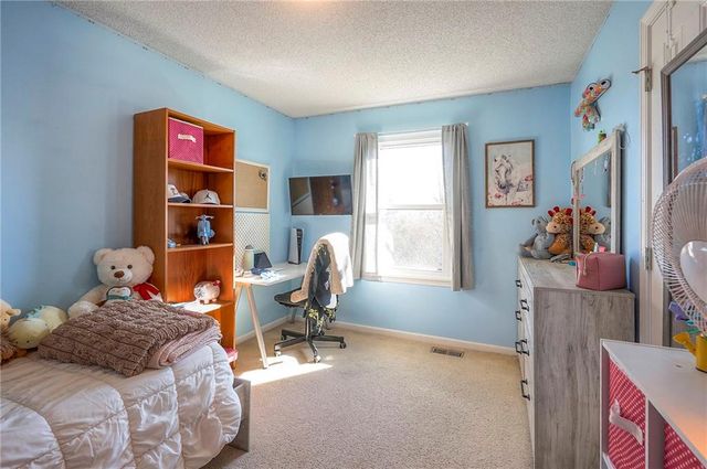 32139 W 172nd Street, Gardner, KS 66030