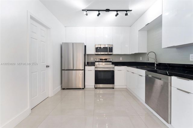 323 NW 56th Ave, Miami, FL 33126