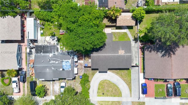 323 NW 56th Ave, Miami, FL 33126