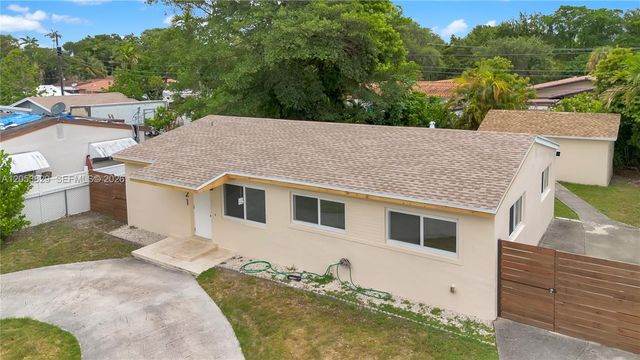 323 NW 56th Ave, Miami, FL 33126