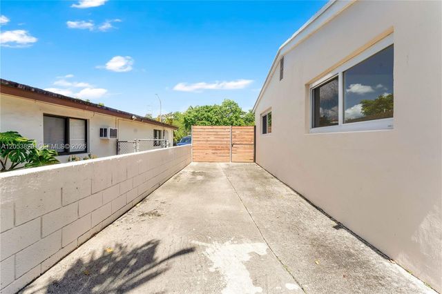 323 NW 56th Ave, Miami, FL 33126