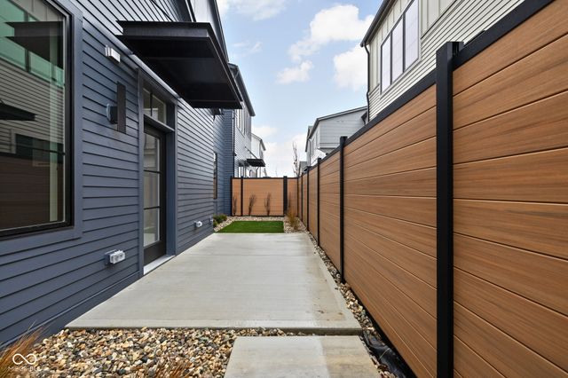 1679 Axle Way, Westfield, IN 46074