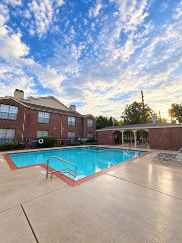 8055 Cambridge Street 19, Houston, TX 77054