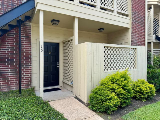 8055 Cambridge Street 19, Houston, TX 77054