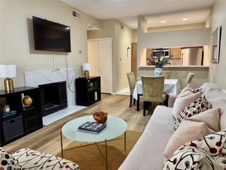 8055 Cambridge Street 19, Houston, TX 77054