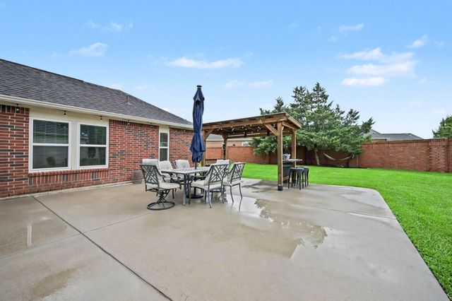 4527 Lake Halbert Lane, Richmond, TX 77406