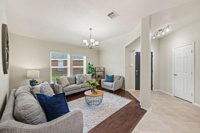 4527 Lake Halbert Lane, Richmond, TX 77406