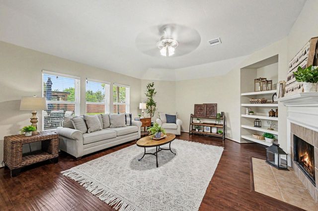 4527 Lake Halbert Lane, Richmond, TX 77406