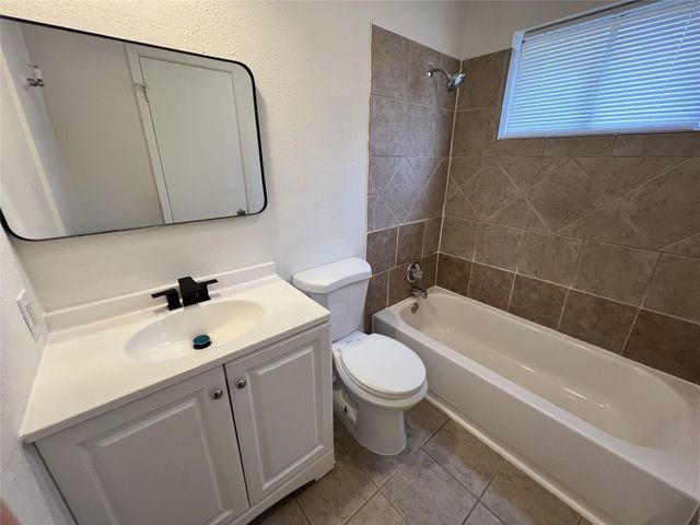 7522 Crisp Wood Lane, Houston, TX 77086