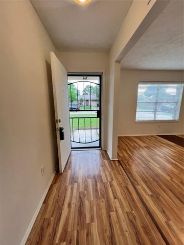 7522 Crisp Wood Lane, Houston, TX 77086