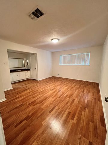 7522 Crisp Wood Lane, Houston, TX 77086
