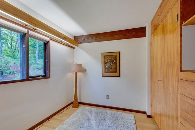 7 Old Conant Rd, Lincoln, MA 01773