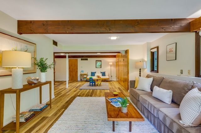 7 Old Conant Rd, Lincoln, MA 01773