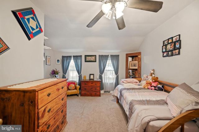 38 DESHIBE TER, Vineland, NJ 08360