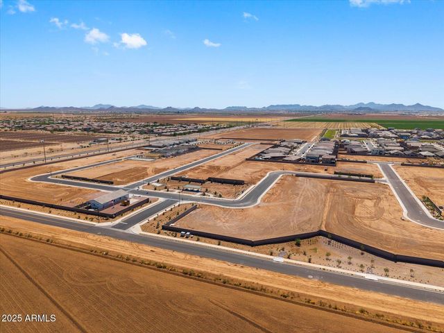 7505 E COZY COTTAGE Lane, San Tan Valley, AZ 85143