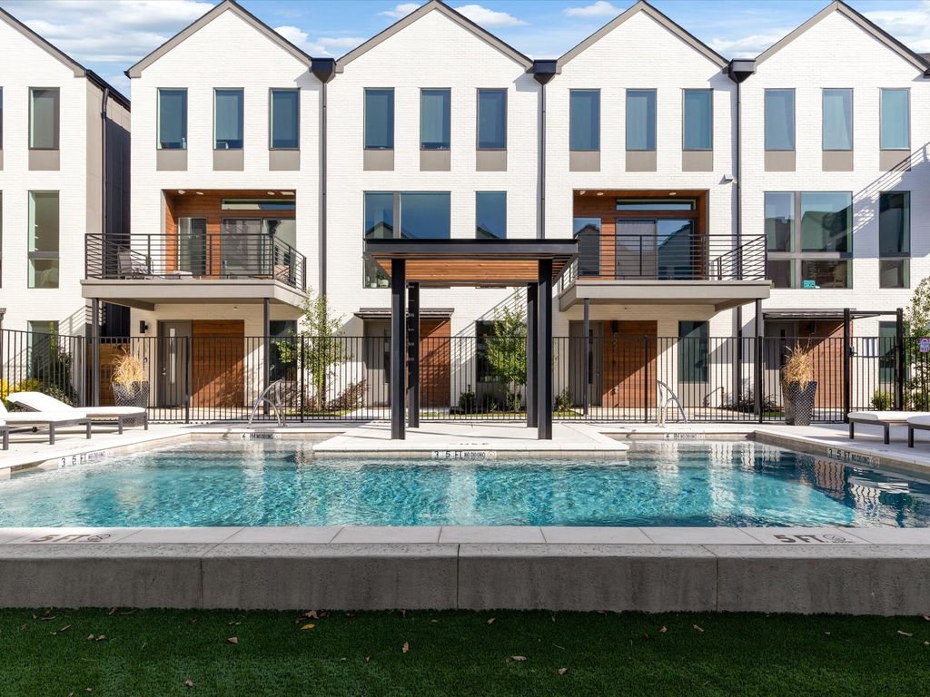 2128 Ashby Street, Dallas, TX 75206